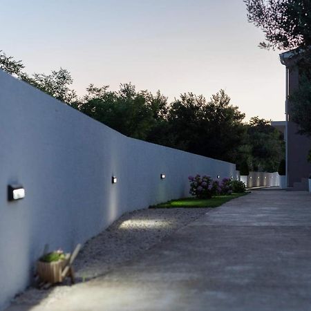 Apartment White Pearl Razanac Exterior photo