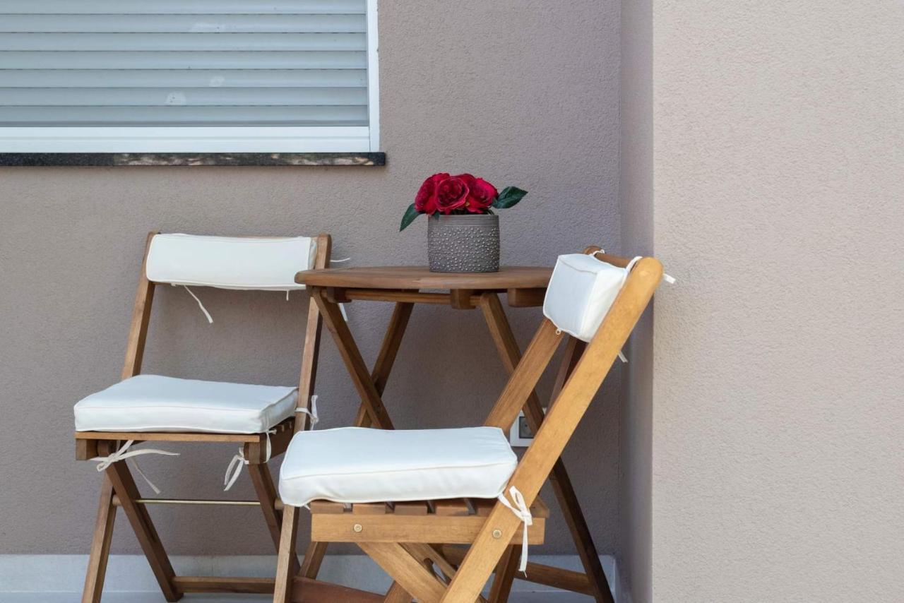 Apartment White Pearl Razanac Exterior photo